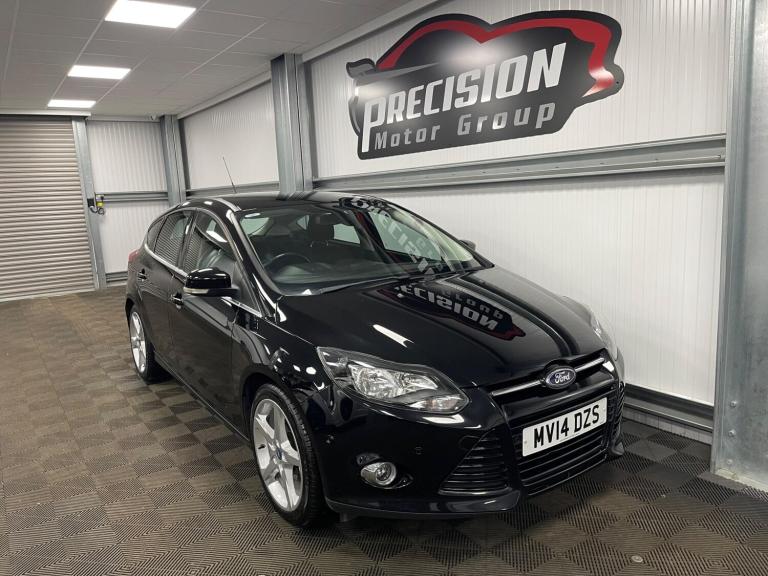 2014 Ford Focus 1.0 125 EcoBoost Titanium Navigator 5dr HATCHBACK PETROL Manual