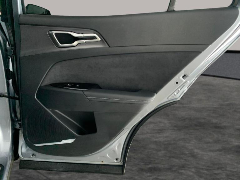 2022 Kia Sportage 1.6 h T-GDi GT-Line S SUV 5dr Petrol Hybrid Auto Euro 6 (s/s) (226 bhp) - A Suv...