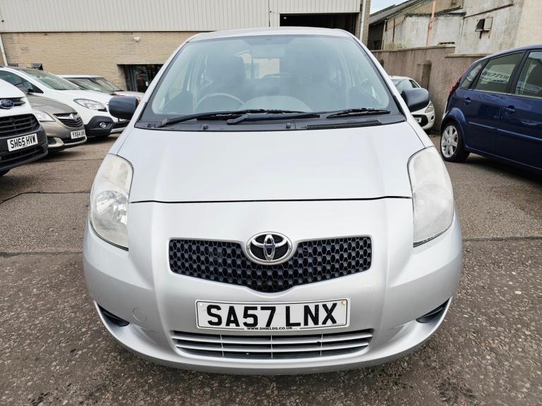2007 Toyota Yaris 1.0 VVT-i T2 3dr HATCHBACK Petrol Manual