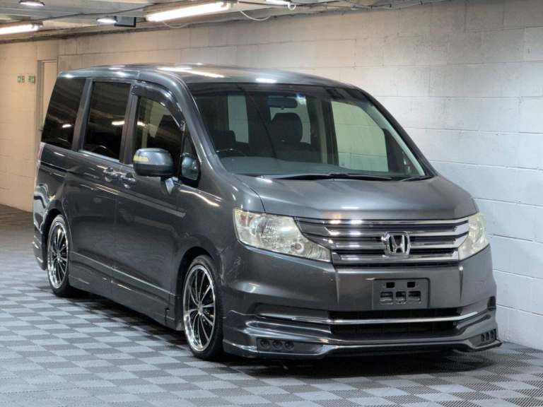 Honda Stepwagon Spada 2.0 G Comfort Selection 8 Seat Petrol Automatic