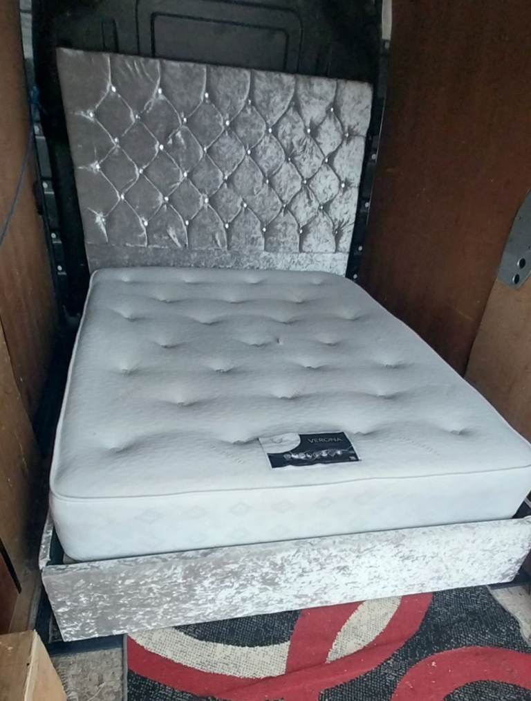 Crushed silver double bed