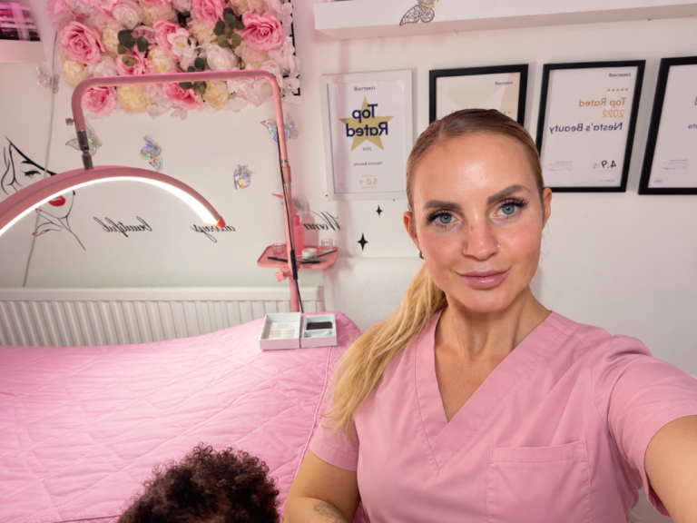 Beautician needed 