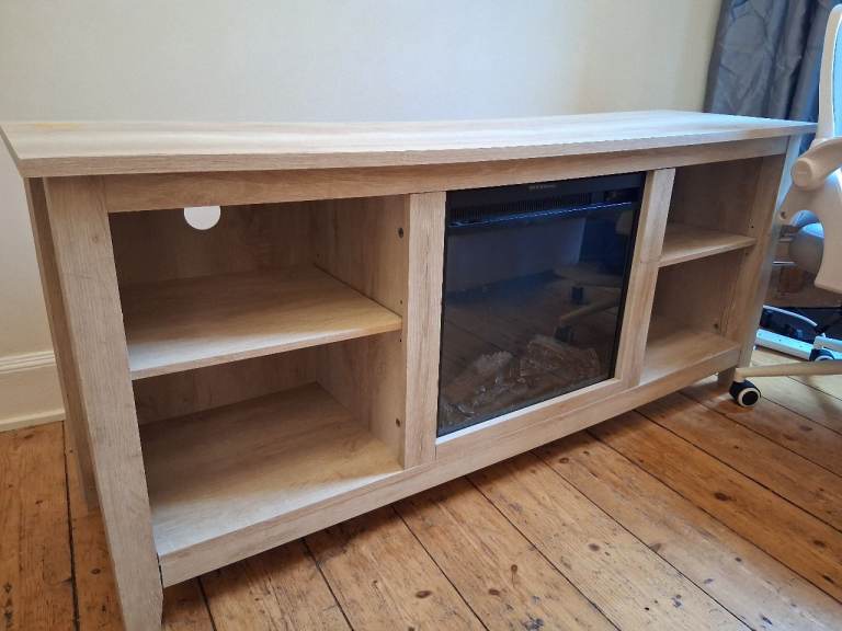 FREE tv stand for pickup 