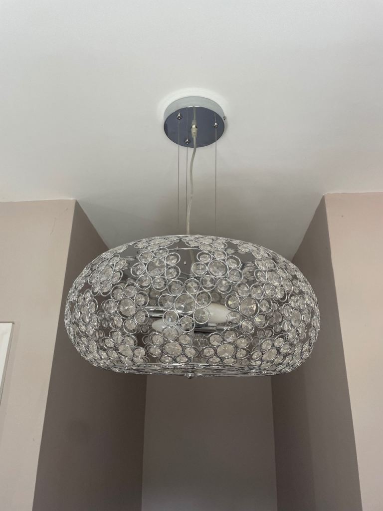 Chandelier light fitting