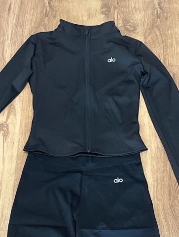 Alo Yoga Black Tracksuit Set (Jacket & Trousers) – Brand New | in