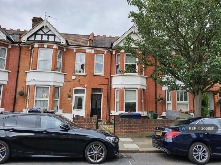 1 bedroom flat in St. Kilda Road, London, W13 (1 bed) (#3061881)