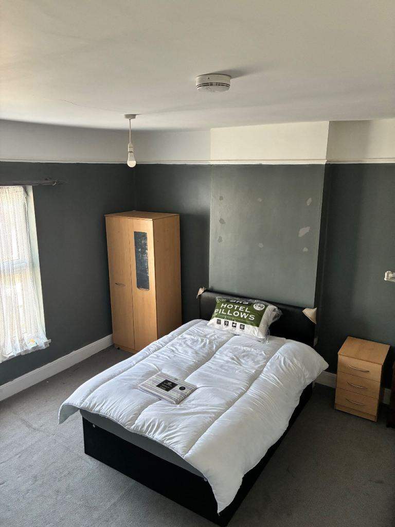 STRUGGLING WITH HOMELESSNESS? MOVE TO BIRMINGHAM – WE CAN HELP