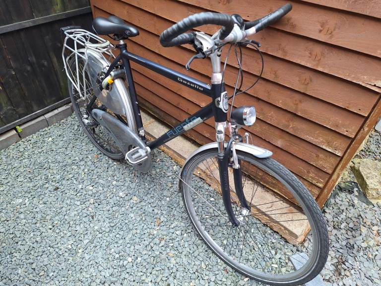 The Gazelle Fuente Plus Dutch City Bike Large