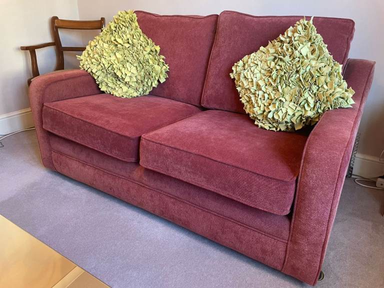 Sofabed in excellent condition strong sturdy burgundy wheels