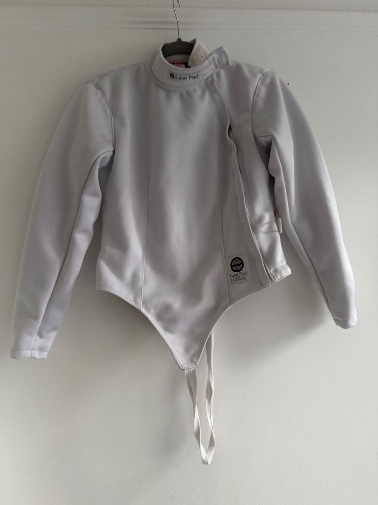 Leon Paul Fencing Jacket – White, Good Condition