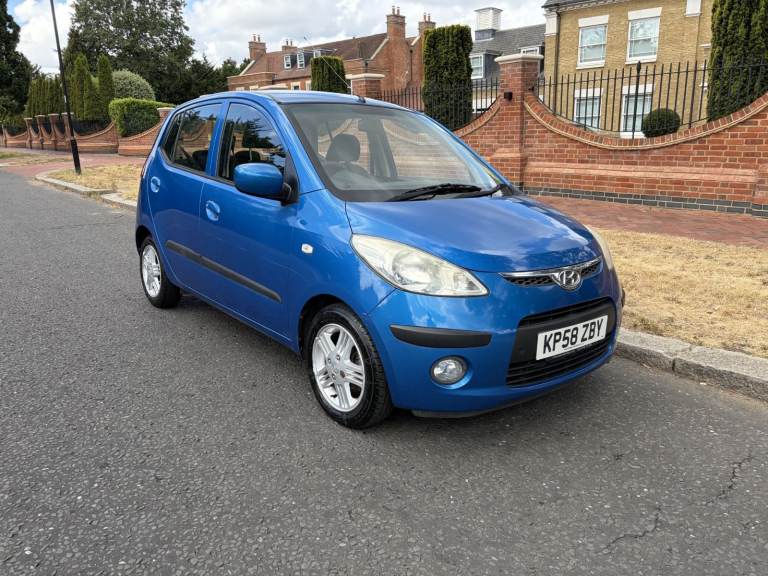 HYUNDAI i10 1.2 COMFORT STOP AND READ FULL DESCRIPTION! ALSO THE PRICE IS NEGOTIABLE! CALL ME NOW!  