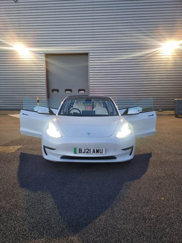Tesla Model 3 Dual Motor Long Range AWD