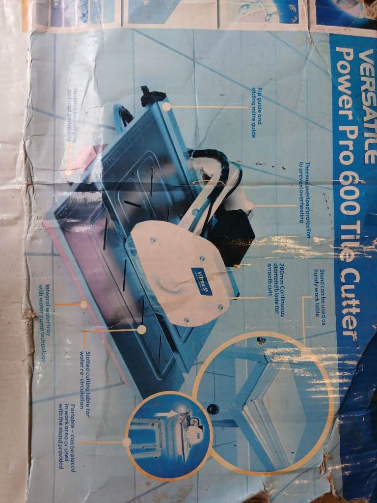 Electric tile cutter
