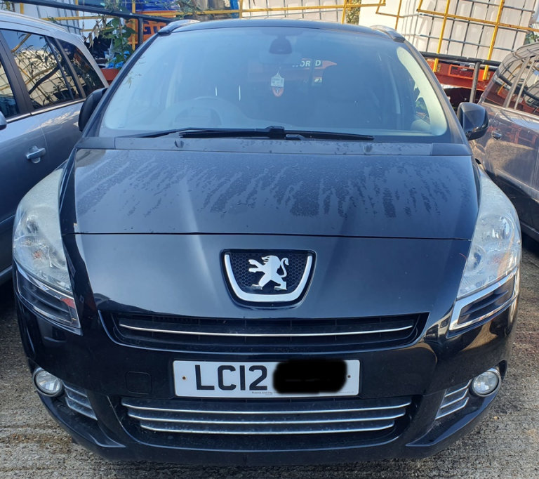 Peugeot 5008 Bonnet Black 2012