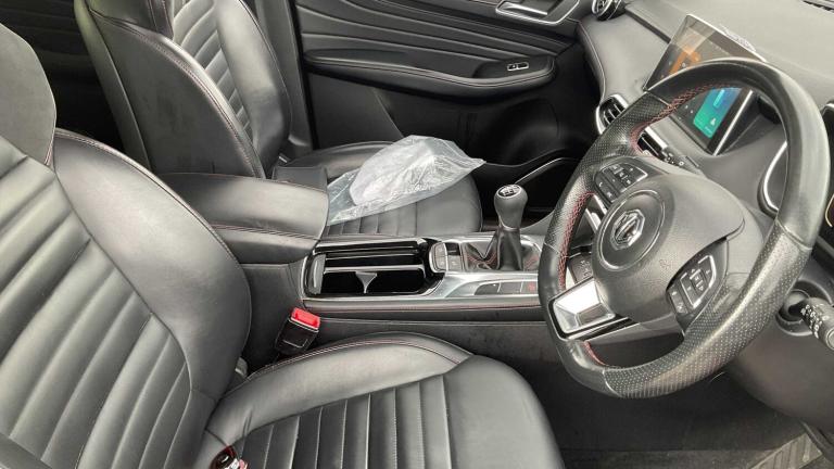 2023 MG MG HS 1.5 T-GDI Trophy 5dr Hatchback Petrol Manual