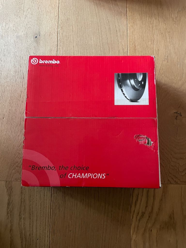 New Genuine Brembo Break pads FOR FIAT 500 1.4 ABARTH FRONT 305mm FLOATING DRILLED 