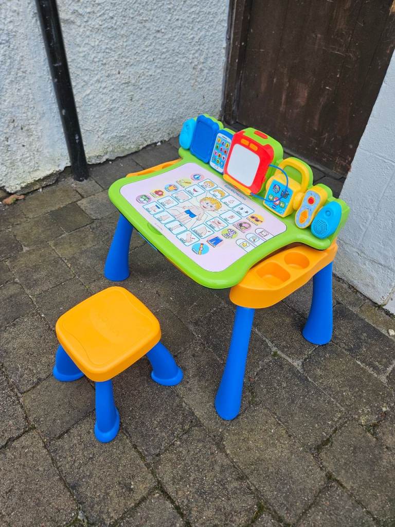 V Tech touch and learn table