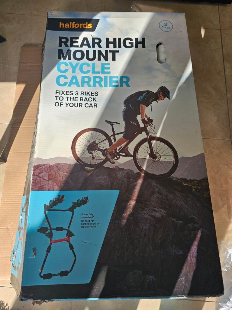 Halfords 3 Bike Rear Mounted Bike Rack