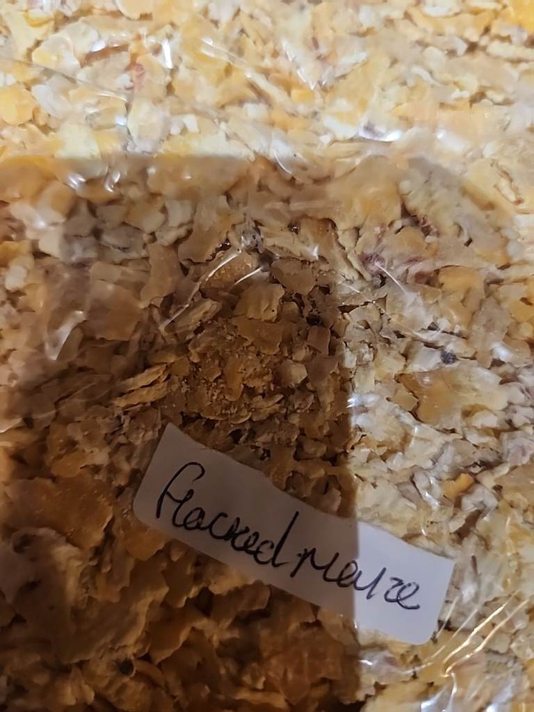 Super Green Cheesy Garlic Chilli GroundBait – New Fishing Bait