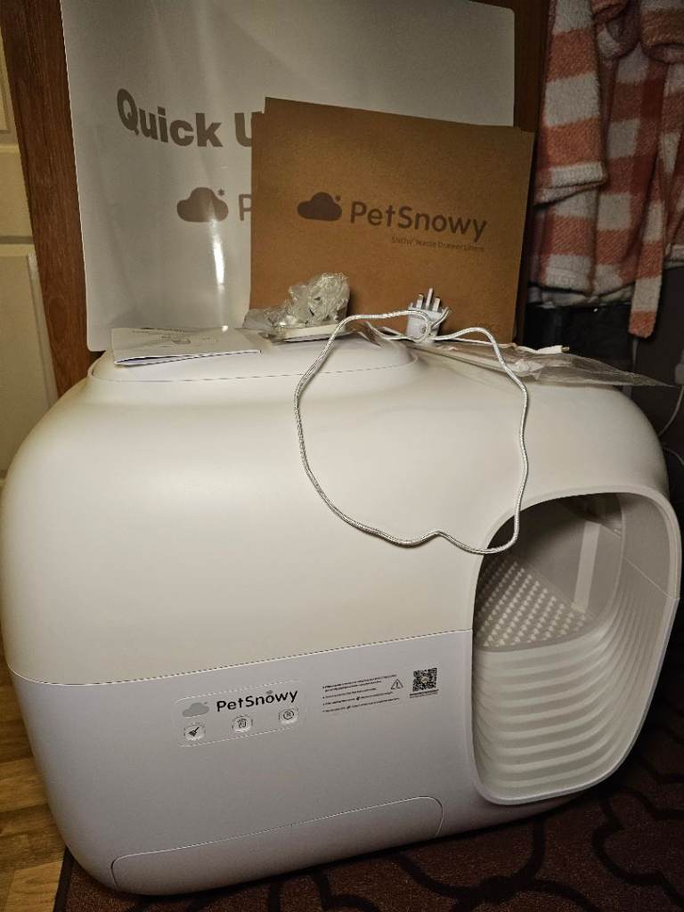 Petsnowy Automatic Self-Cleaning Litter box 