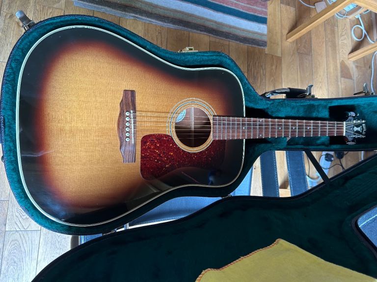 GUILD D40-RH (2005)