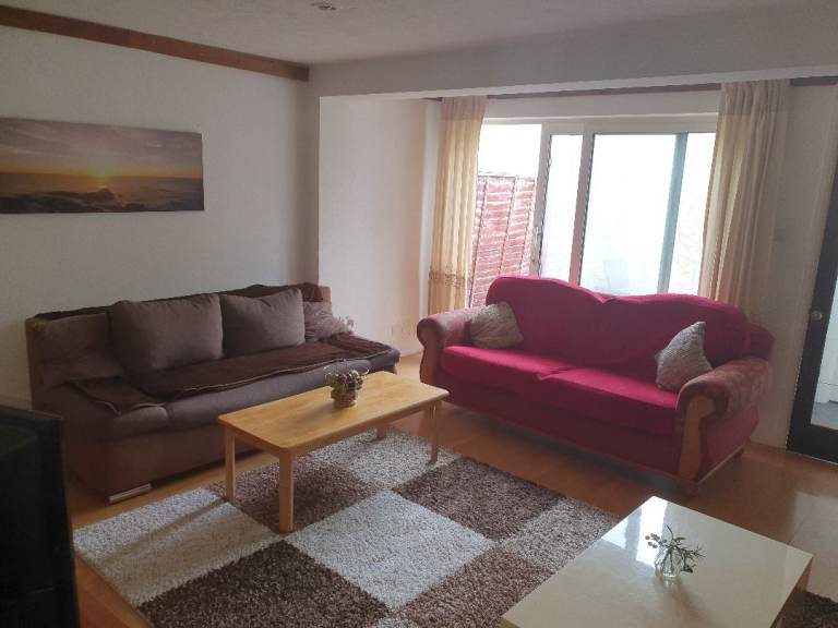 Very large and spacious one ground floor 1 bed with *NO BILLS