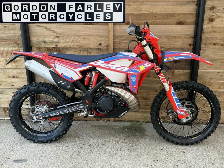 2022 Beta RR 300 Racing 2 Stroke Enduro Bike. Road Legal Enduro Bike