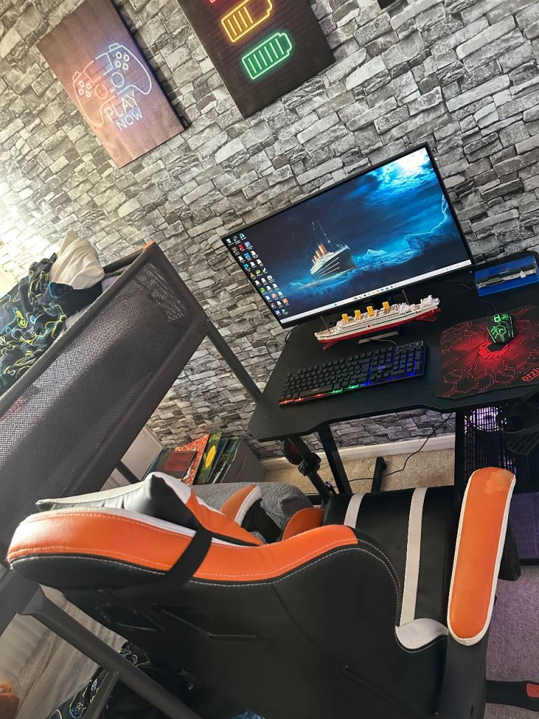 Gaming PC Full Setup – RTX 3050 | Ryzen 5 4500 | 16GB RAM | 1TB SSD | 27” 180Hz Monitor