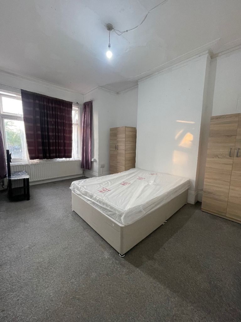 Double room for rent