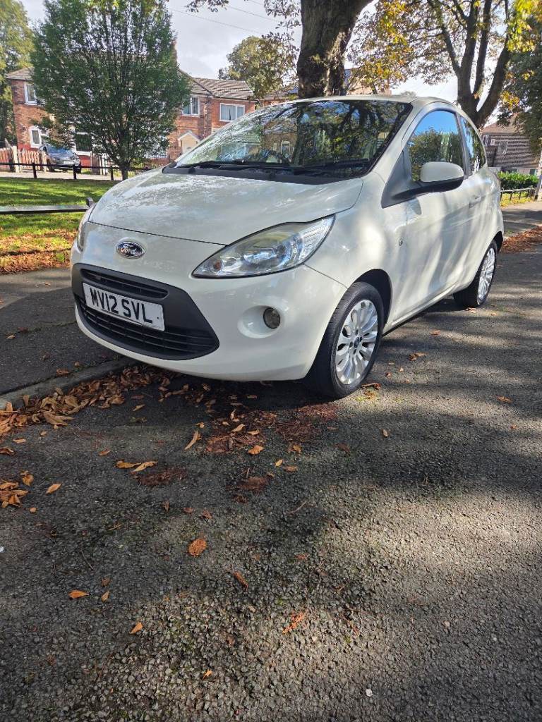 Ford, KA, Hatchback, 2012, Manual, 1242 (cc), 3 doors