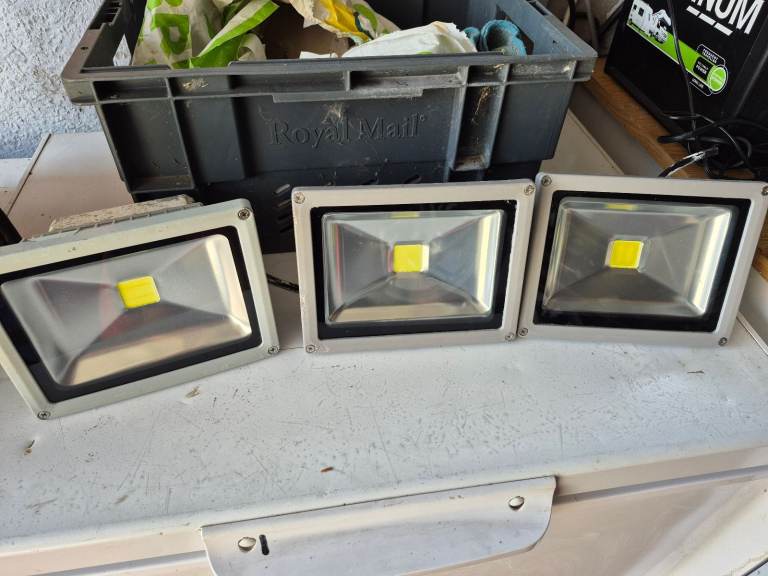 Led flood lights
