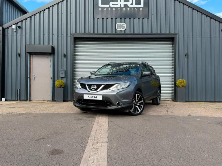 2015 Nissan Qashqai 1.6 dCi Tekna 5dr 4WD HATCHBACK Diesel Manual