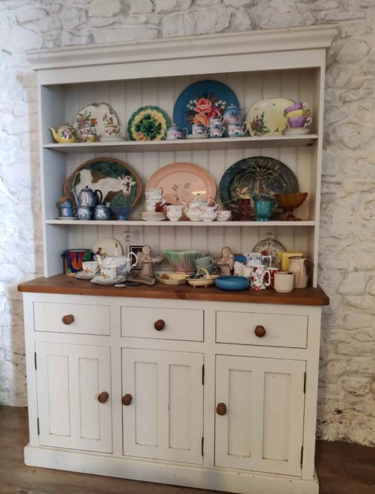 Solid Pine Hand Built Welsh Dresser (2 Parts)