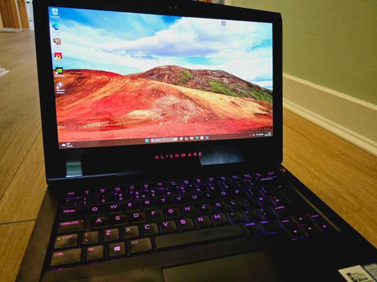 *SOLD*Touchscreen Alienware OLED 1440p i7 Gaming Laptop, 16GB, GTX 1060, Win11 #usedpriceperformance