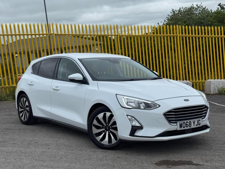 2019 Ford Focus 1.0T EcoBoost Zetec Euro 6 (s/s) 5dr HATCHBACK Petrol Manual