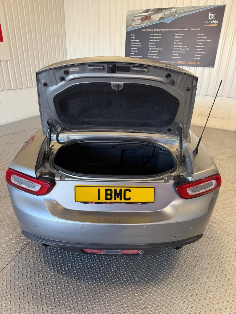 2018 Fiat 124 Spider 1.4 MultiAir Lusso Euro 6 2dr CONVERTIBLE Petrol Manual