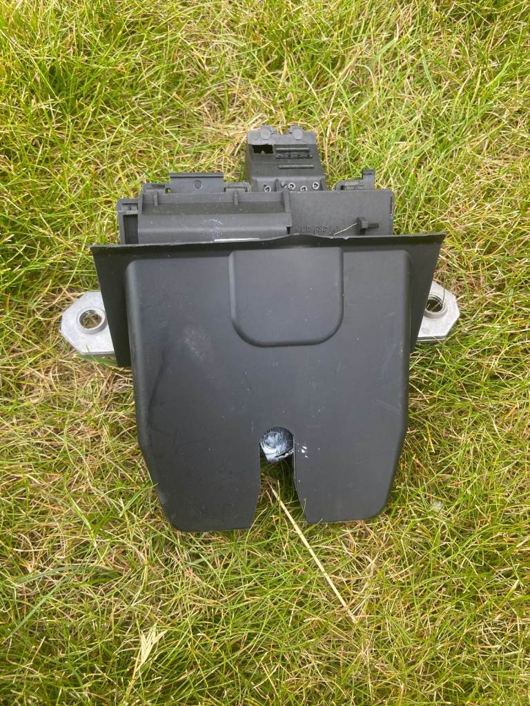  FORD FOCUS REAR BOOT TAILGATE LOCK LATCH