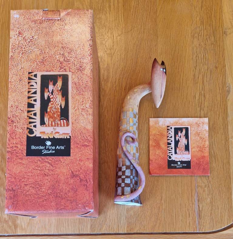 CATALANDIA LIZZY A5934 Border Fine Arts Cat - Toni Goffe Sculpture