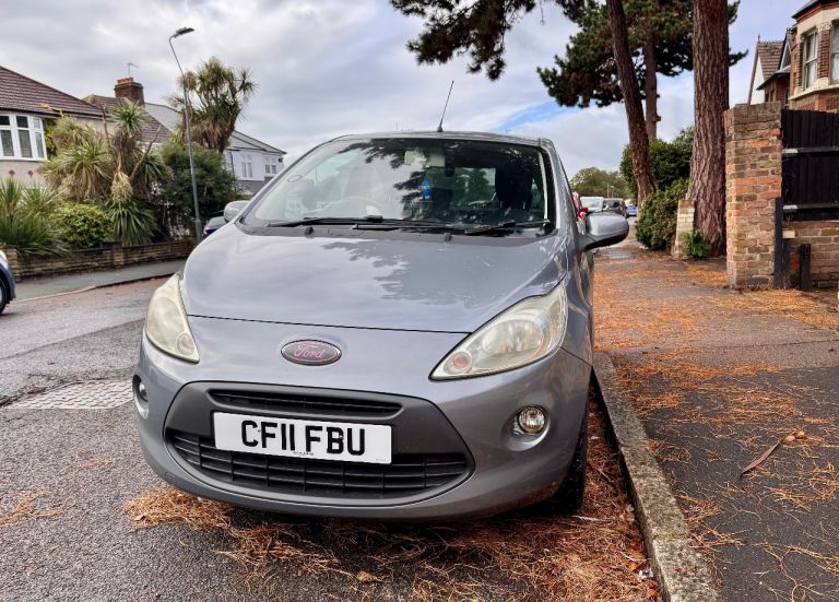 Ford, KA, Hatchback, 2011, Manual, 1242 (cc), 3 doors
