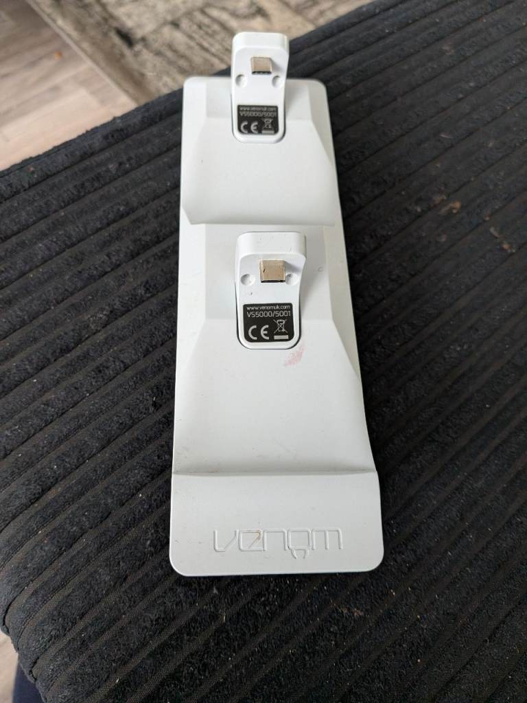 PS5 dual Controller Charger