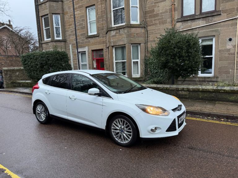 Ford, FOCUS, Hatchback, 2014, Manual, 998 (cc), 5 doors