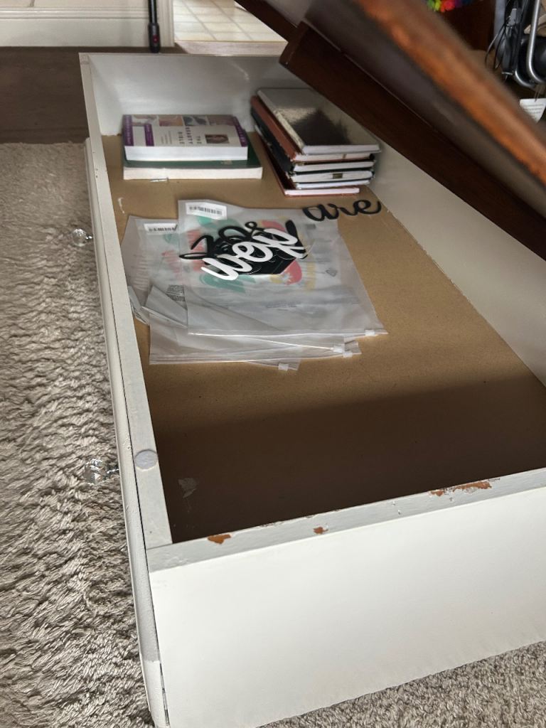 Pine coffee table 