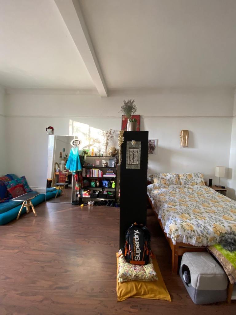 Huge Studio Room in Stockwell