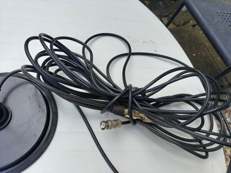 Antenna 2.5 meters, magnetic mount, cable