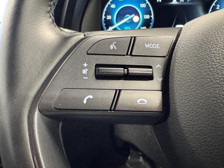 2021 Hyundai BAYON 1.0 T-GDi MHEV PREMIUM FIVE DOOR 100 BHP + SAT NAV + REAR CAMERA + HEATED S HA...