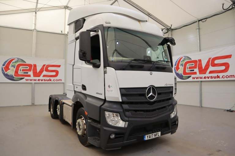 2017 (17 PLATE) Mercedes Benz Actros 2543 6x2 Euro 6 Tractor Units