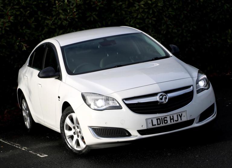 2016 Vauxhall Insignia 1.4i Turbo Tech Line Euro 6 (s/s) 5dr HATCHBACK Petrol Manual