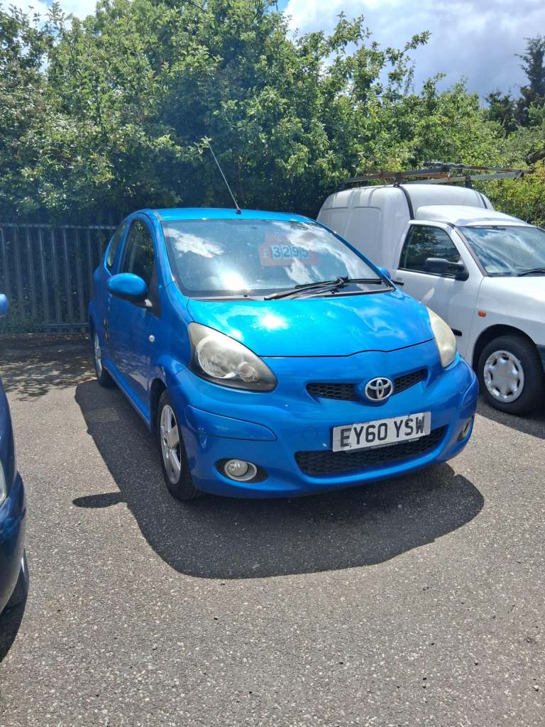 TOYOTA AYGO 1.0 VVT-i Blue 2010
