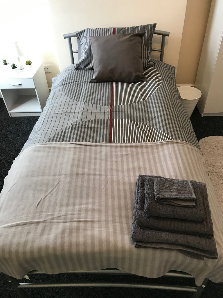 5* Shared Accommodation Supported Living for Homeless, Benefits, Emergency DSS Ref 108