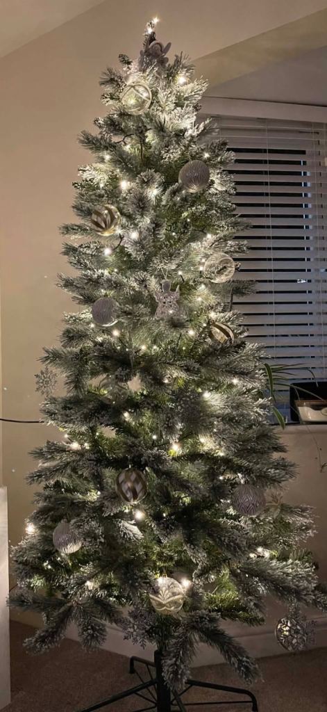 Christmas tree 